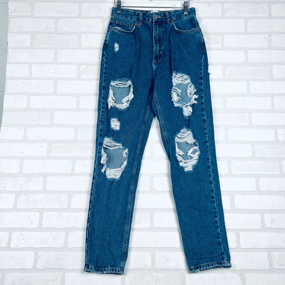 BDG Urban Outfitters High-Rise Mom Jeans Medium Wash Distressed Ripped Size 28